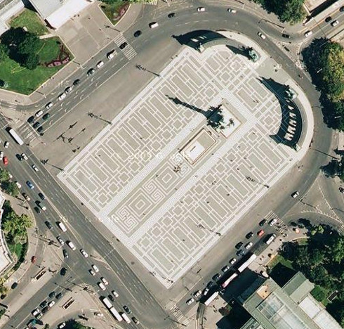 La plaza de los Héroes de Budapest en el mapa de TurismoGoogle
